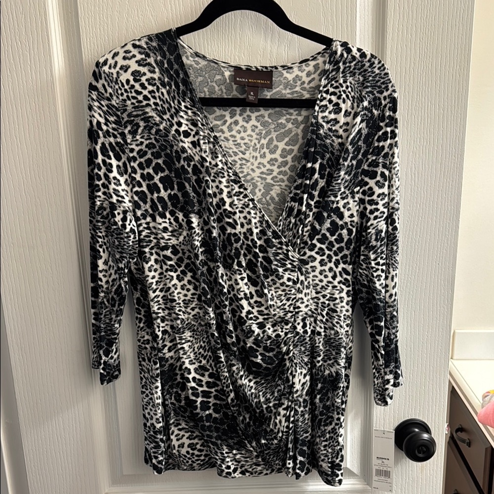 Dana Buchman Black and Gray Wrap Blouse 3/4 Sleeve